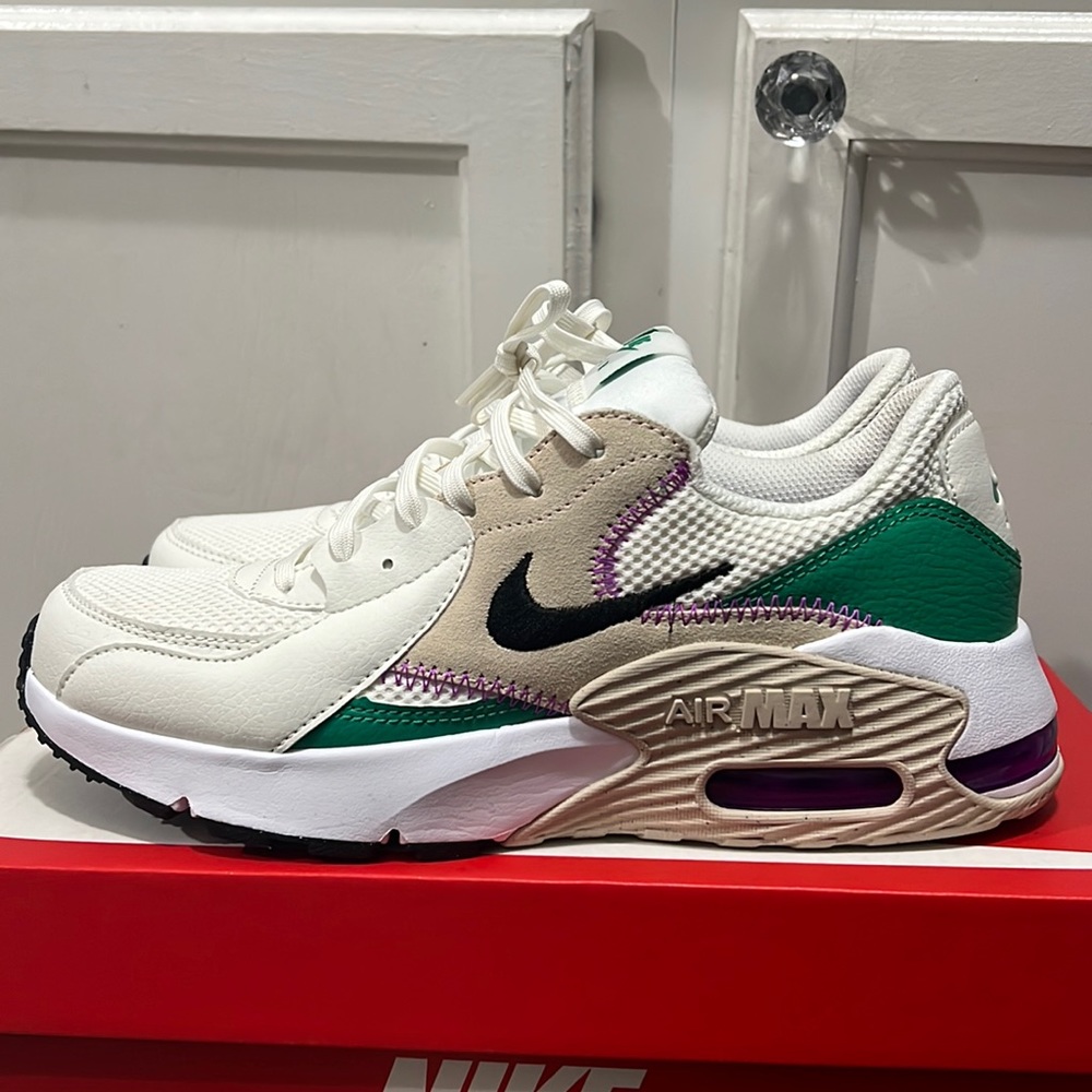 Womens Nike Air Max Excee